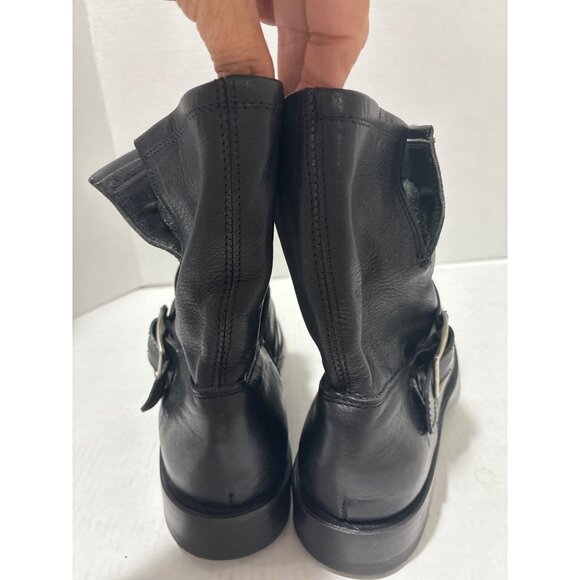 Frye Boots Womens Size 7 Natalie Short Engineer Black Leather Ankle Buckle moto - Picture 3 of 8